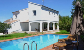Gran Chalet con Piscina (8-10 pp)